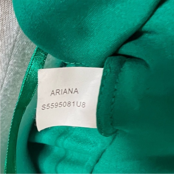 Diane Von Furstenberg | Ariana Silk Emerald Green Wrap, 4 - Picture 8 of 9
